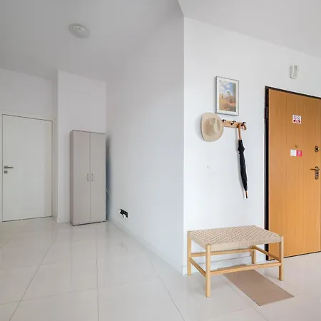 Okopowa Spacious By Bookinghost *